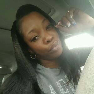 Meet your Posher, Noel